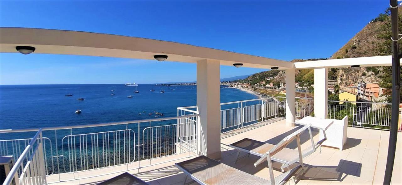 La Baia Dei Delfini Apartment Taormina Exterior photo
